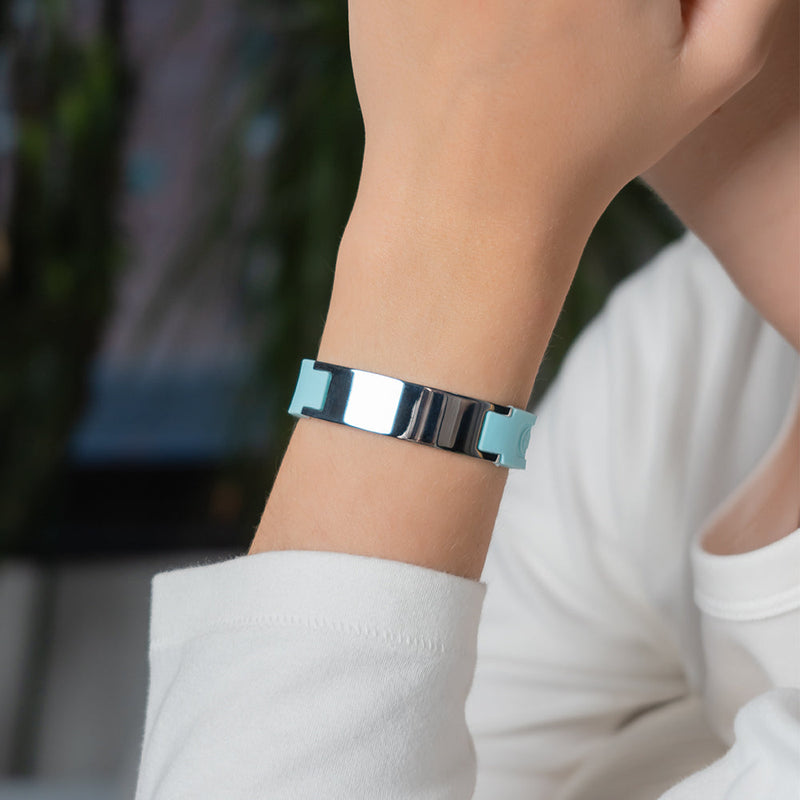 4-in-1 silicone energy bracelet with magnets and negative ions