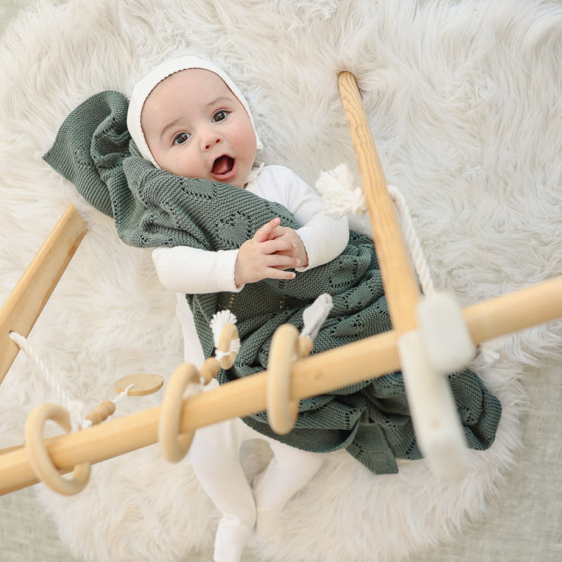 Heart Knit Organic Cotton Baby Blanket – Cozy Comfort