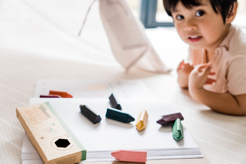 Triangle Crayons – Safe, Easy-Grip Crayons for Toddlers by Honeysticks USA