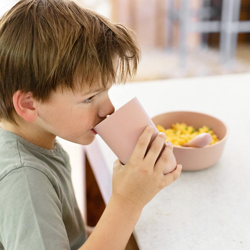 ezpz Cup and Silicone Lid in Blush / Basics Line for Big Kids  #color_blush / 14oz Cup + Soft Lid Silicone – Grown-Up Style, Kid-Approved by ezpz