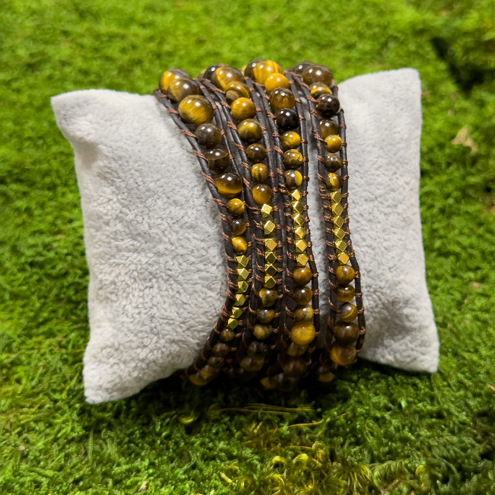 Tigers Eye Bracelet as a striking accessory with protective tiger's eye gemstones