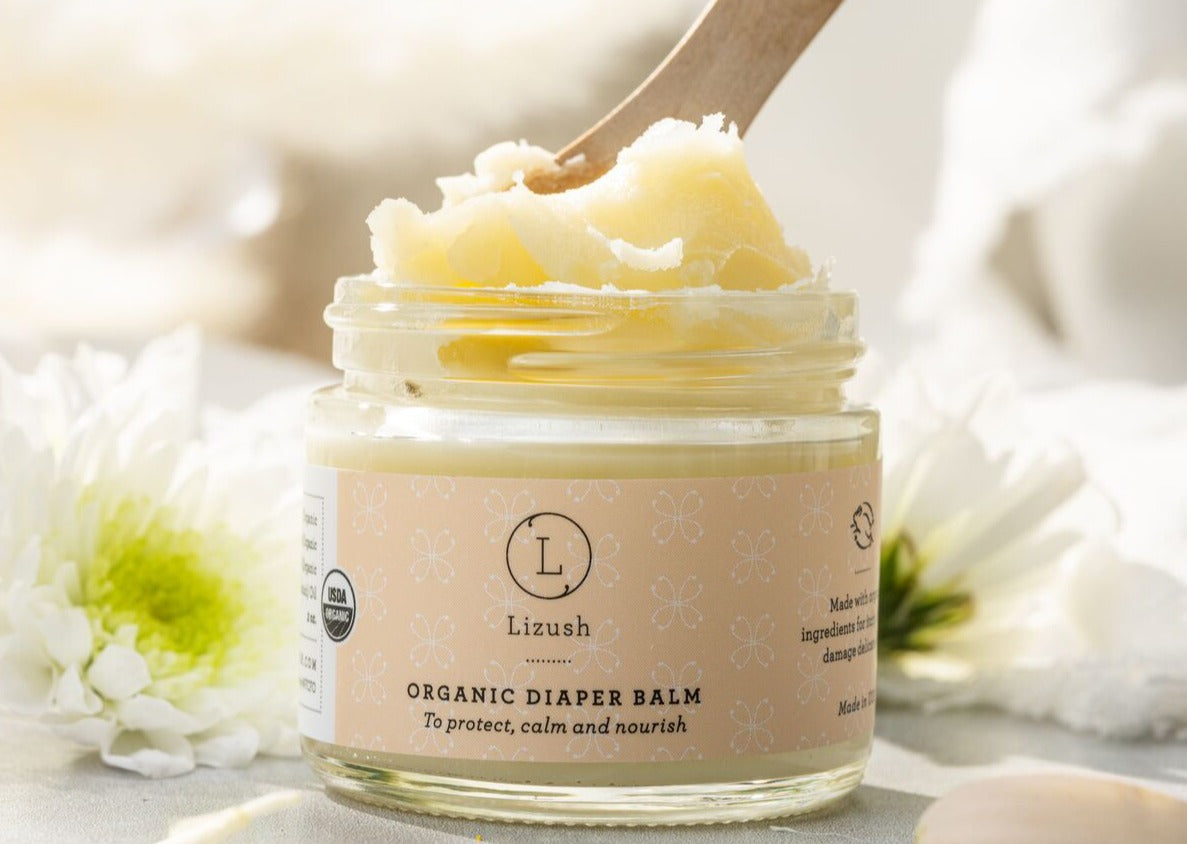 new baby born gift with ORGANIC gift box filled with rich organic products.