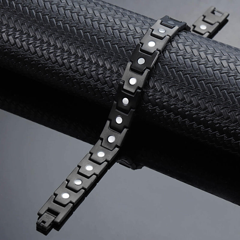 Stainless Steel Magnetic/Energy Bracelet 4-in-1 in 4 Colors, Model B001M