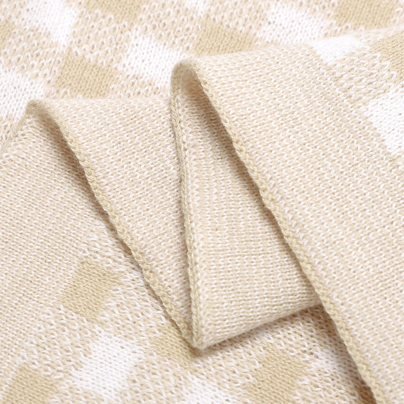 Checkered Organic Knit Baby Blanket – Cozy & Stylish