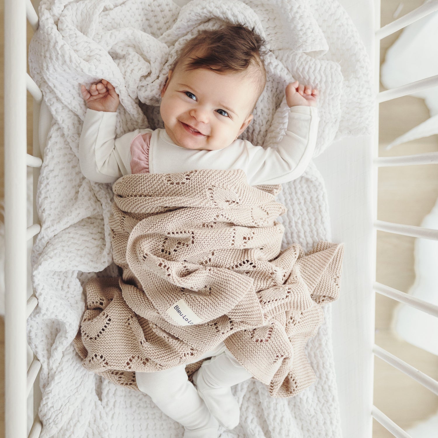 Heart Knit Organic Cotton Baby Blanket – Cozy Comfort