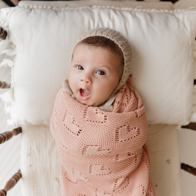 Heart Knit Organic Cotton Baby Blanket – Cozy Comfort