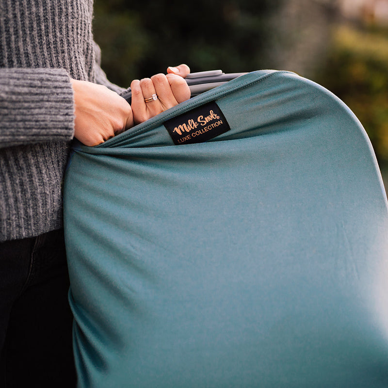 Jade Luxe 5-in-1 Multifunctional Cover Milk Snob