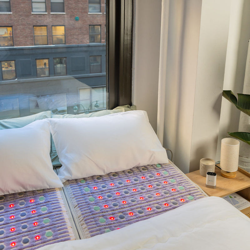 Royal Sleep Gift Set (Queen) with luxurious satin pillowcases and silk eye mask