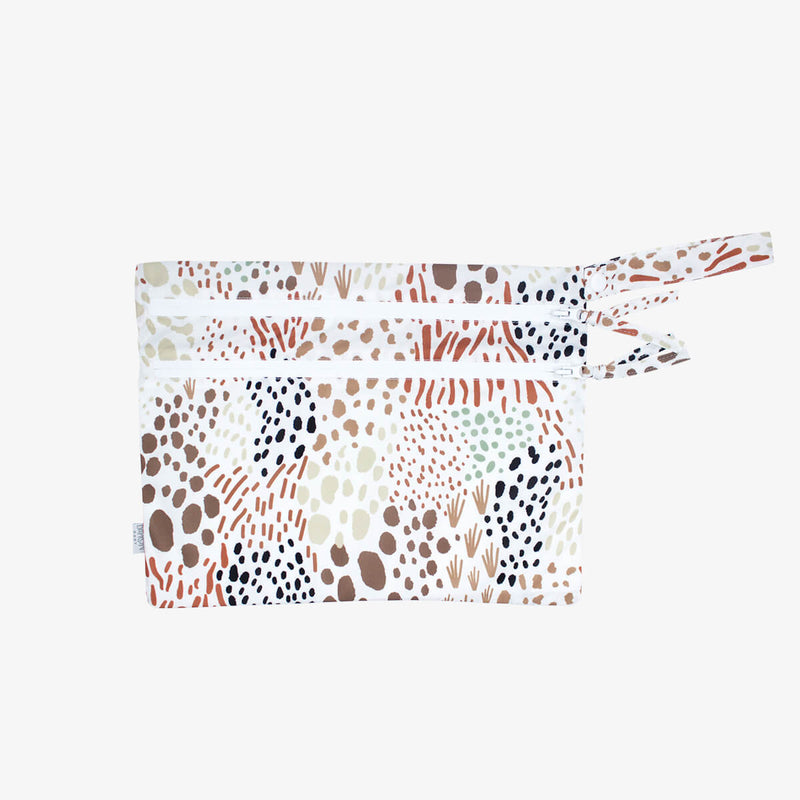 BapronBaby® Wet Bag in Wild / Large Waterproof Zippered Pouch for Travel / Wild BapronBaby® Wet Bag – Smart Storage for Wet & Dry Essentials  by ezpz