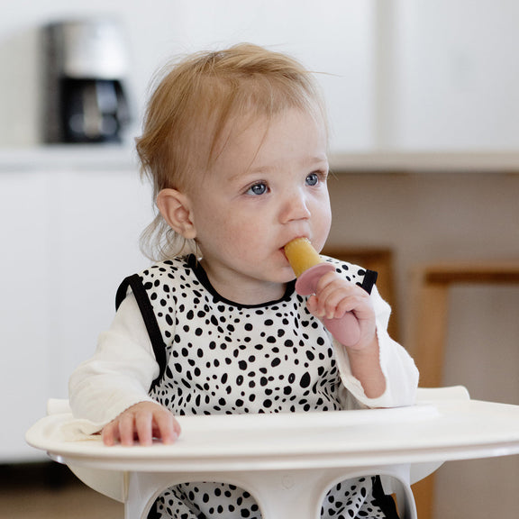 Pre-feeding set by ezpz in blush pink includes the tiny pops and oral development tools (silicone teethers) #color_blush